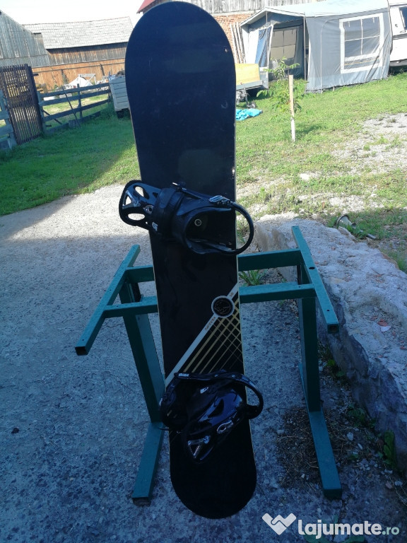 Snowboard Nitro Panthera cu legatura burton