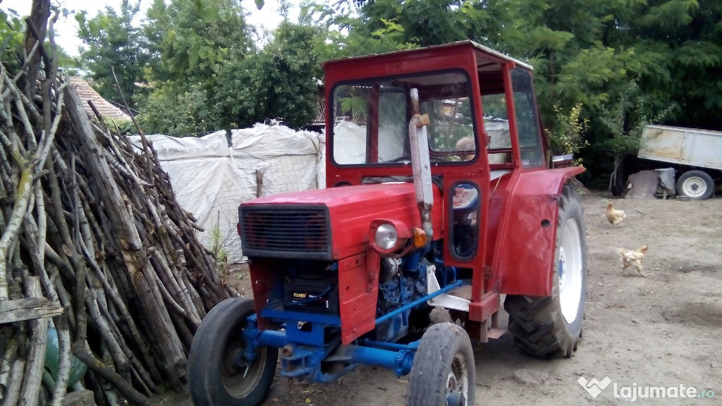 Tractor U445+remorca
