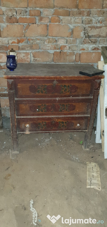 Lăzi de zestre pictate