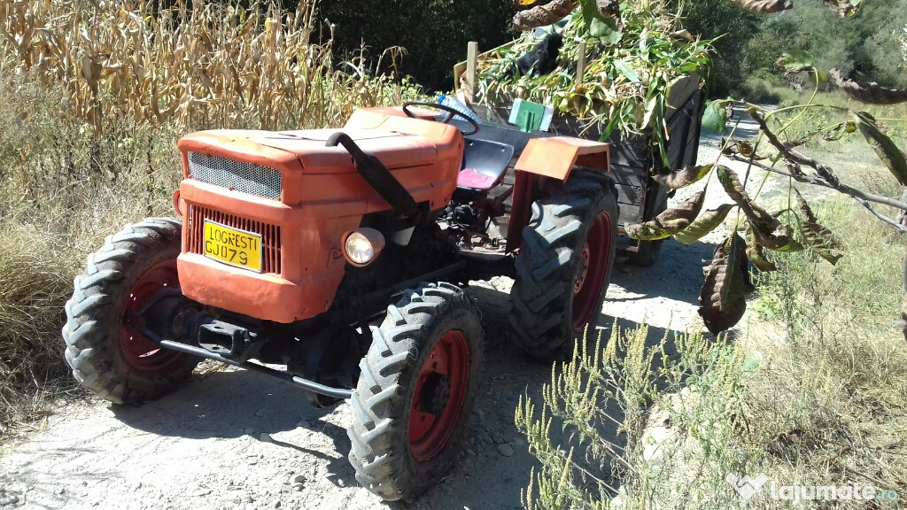 Tractor