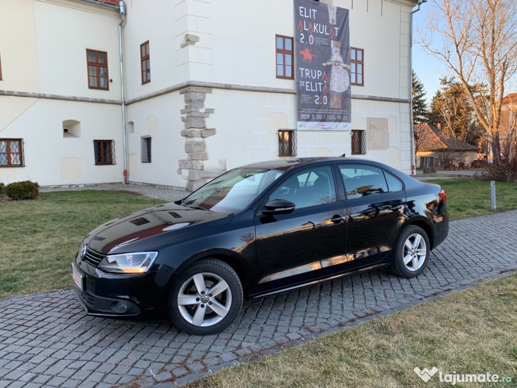 Vw Jetta w - anul fab-2013-motor-1,6 diesel