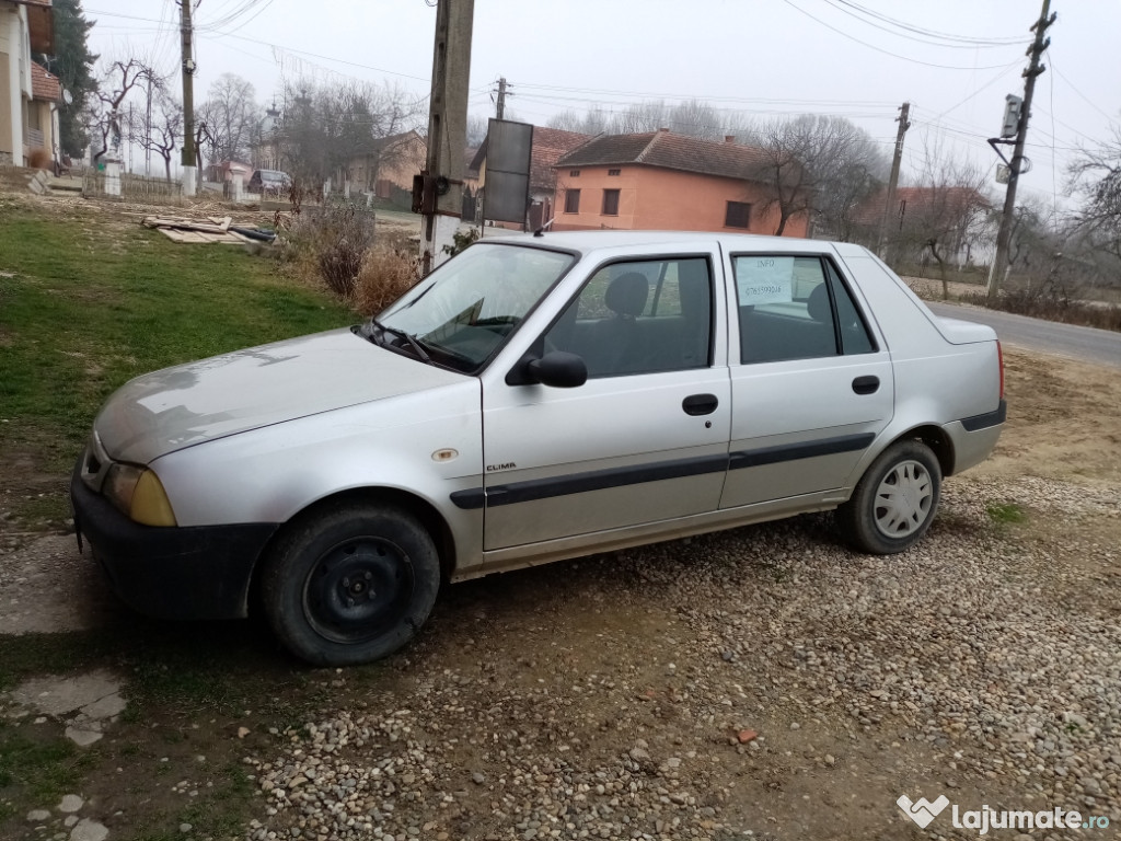 Dacia Solenza