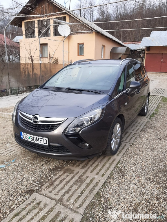 Opel Zafira Tourer