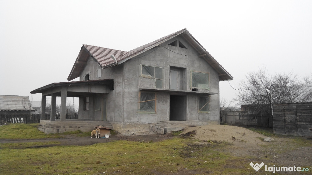 Casa in Păltinisu (4km de Slobozia)