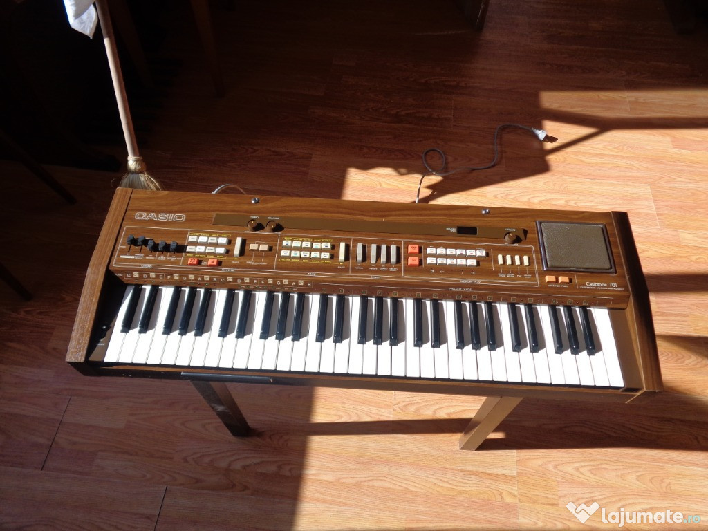 Casio Casiotone 701