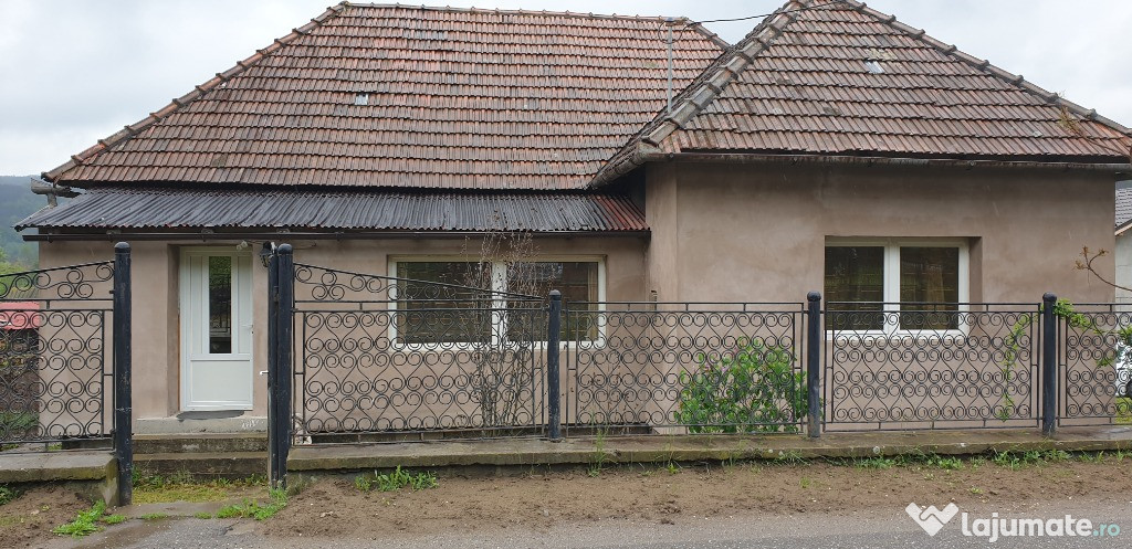 Casa cu gradina