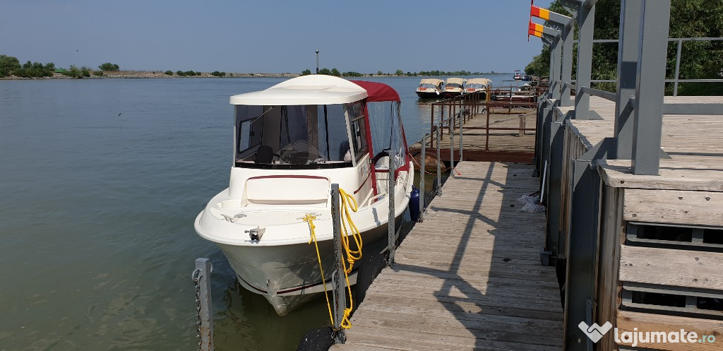 Barca Smartfisher 19 cu motor Mercury 80 CP