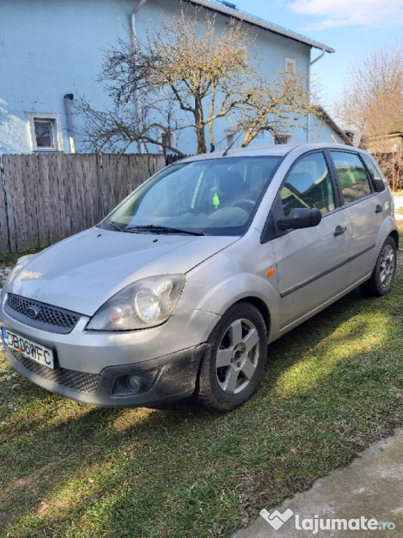 Ford Fiesta 1.4 benzină