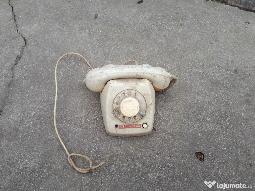 Telefon fix cu rotilă foarte vechi (MAI MULTE BUC.)