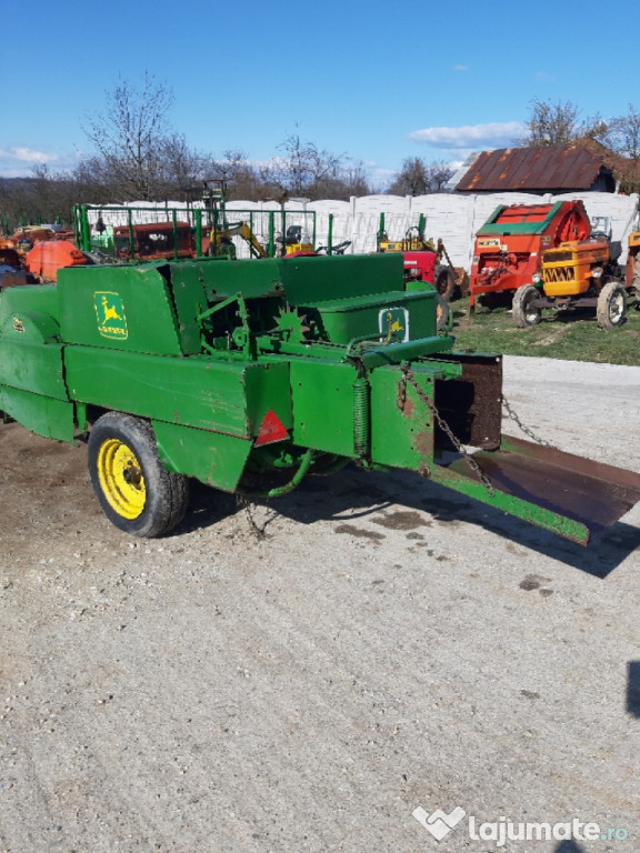 Presa John Deere