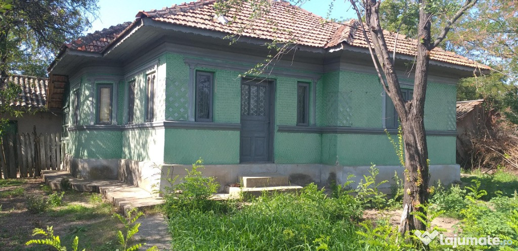 Casa comuna Lupsanu