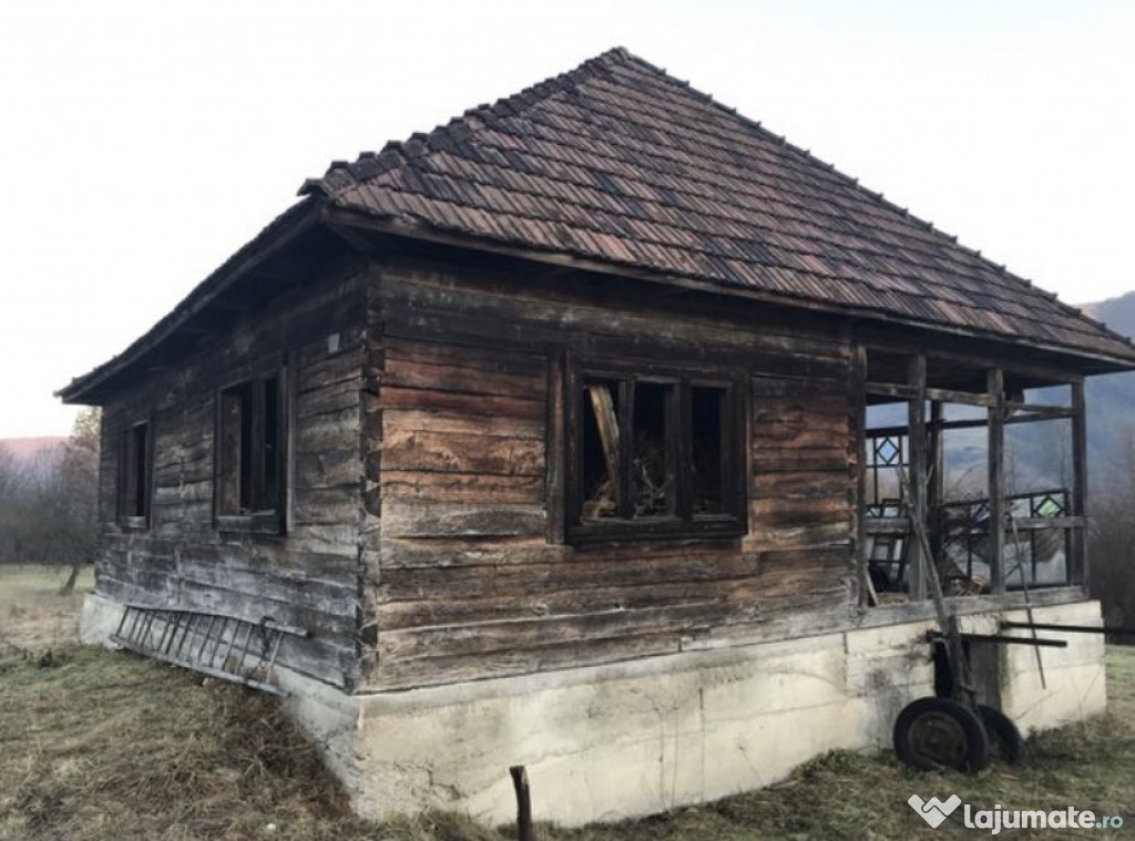 Casa din Stejar gata demontata !
