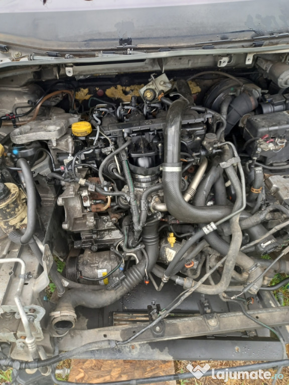 Dezmembrez Renault Espace 4 motor 2200 dci cutie automată