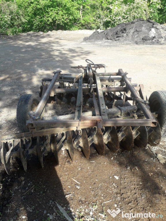 Disc pe roti pentru tractor