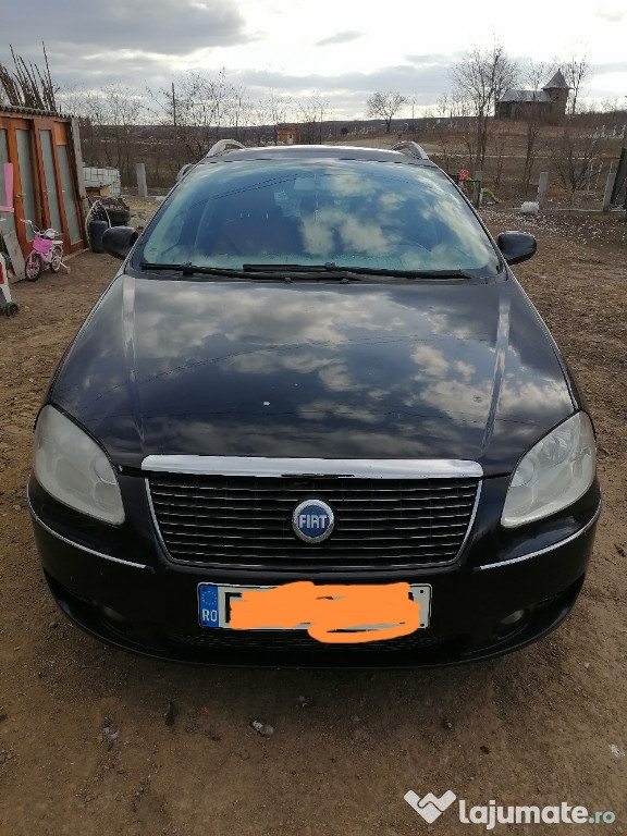 Mașină Fiat croma