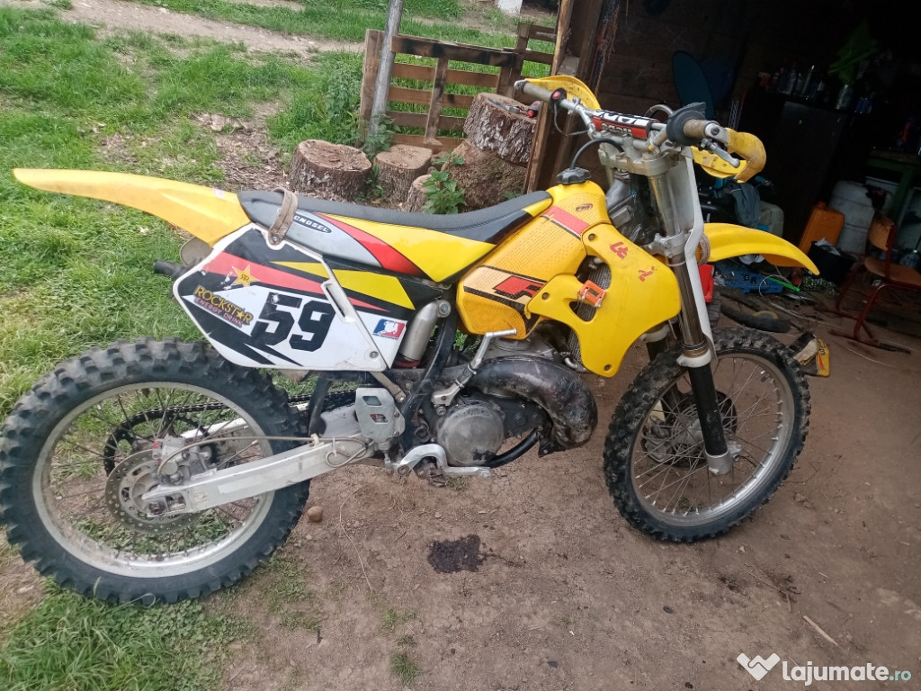 Suzuki rm 250 2 timpi power valve