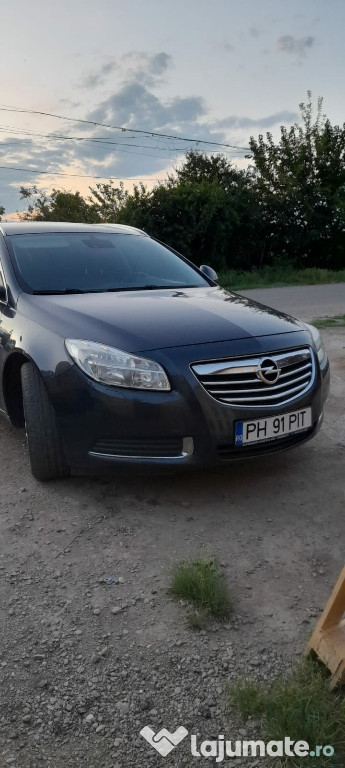 Opel Insignia sport tourer 2.0 d posibil schimb variante