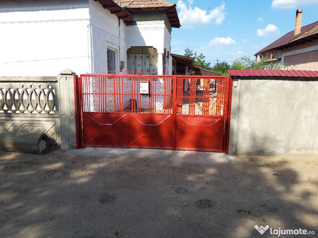 Casă utilata si renovata