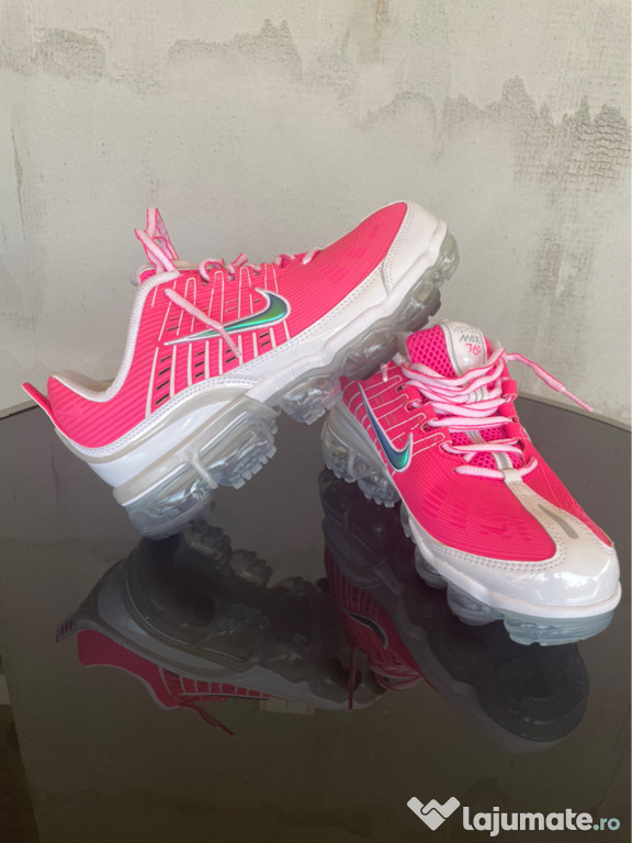 Nike Vapormax 360 pink