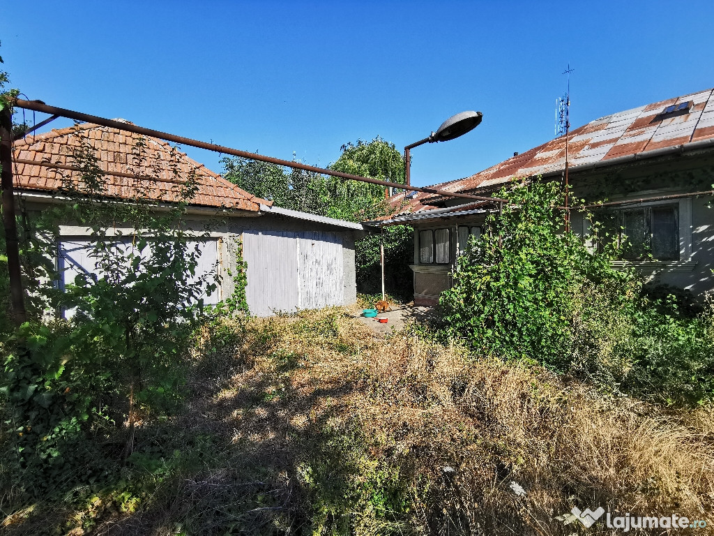 Casa si teren Maldaeni, Teleorman, in apropiere de Primarie