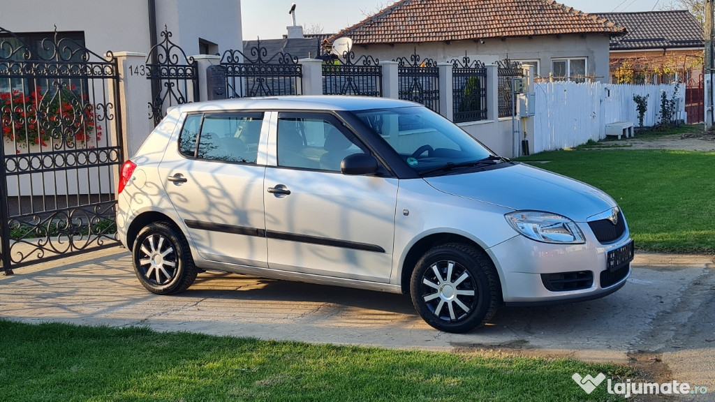 Skoda Fabia 2, an 2009, motor 1.2 benzină