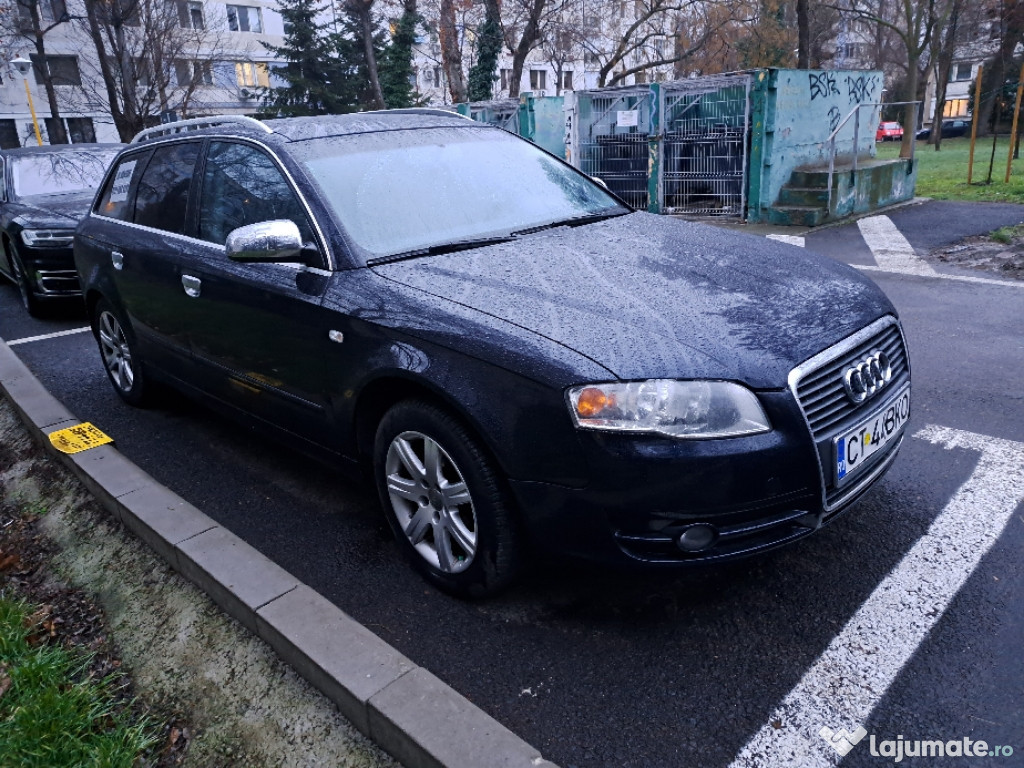 Vând Audi a4