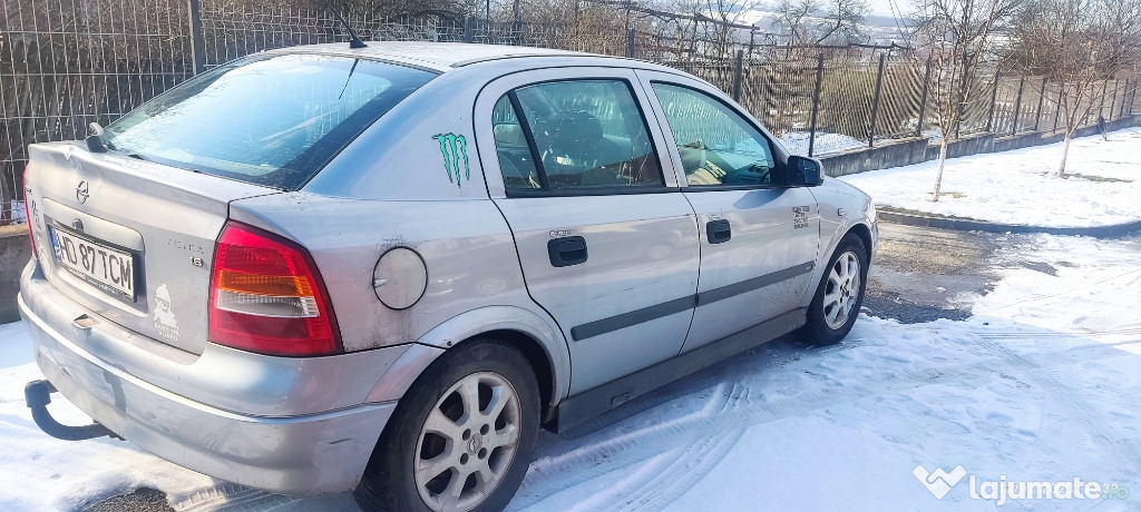 Vând Opel Astra g