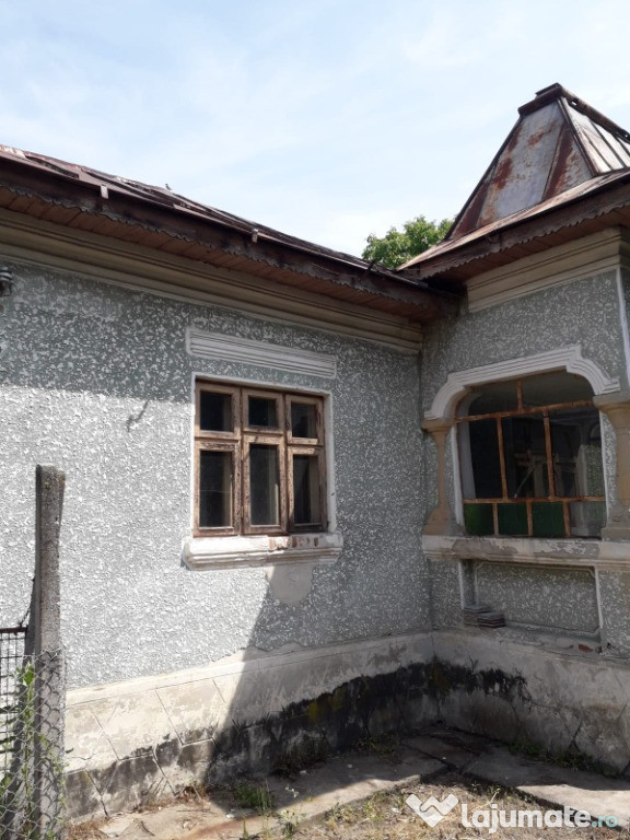 Casa+teren Dragasani, Valcea, 7865 mp (majoritar intravilan)