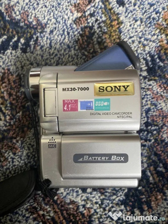Camera Sony MX30-7000
