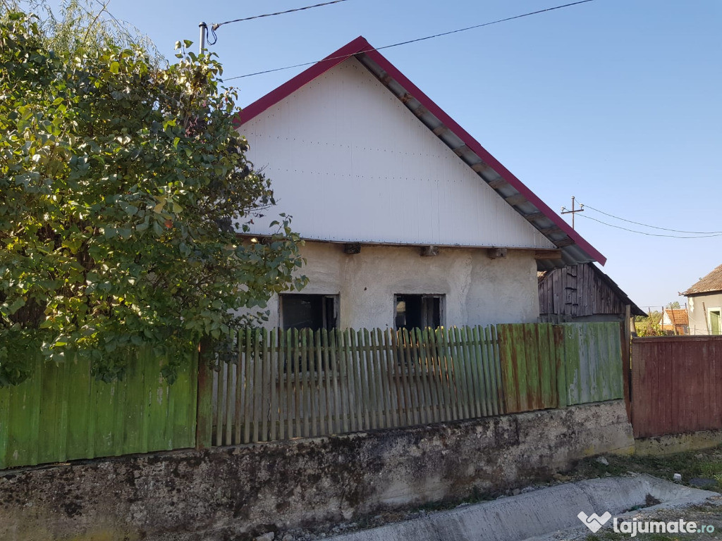 Casa in comuna Cefa Bihor + teren 18 ari