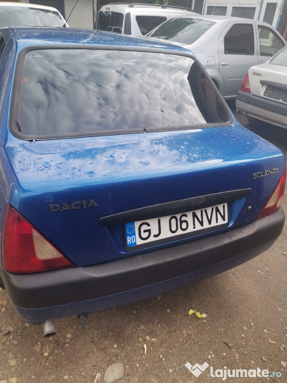 Vând Dacia Solenza