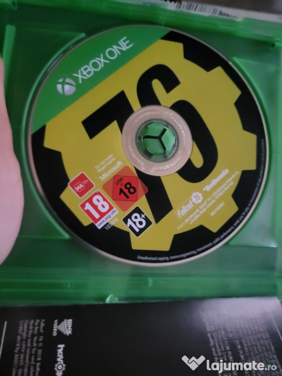 Vând jocuri pentru Xbox One S