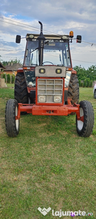 Tractor International 844-s