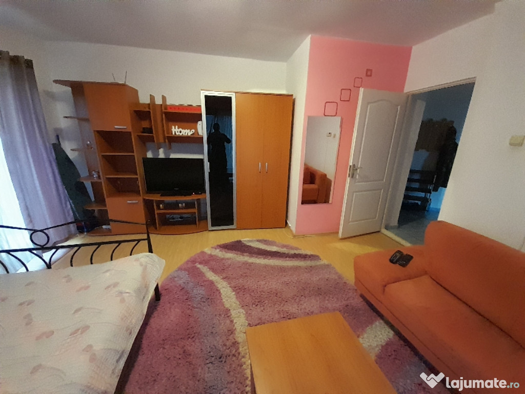 Apartament 1 cameră de închiriat