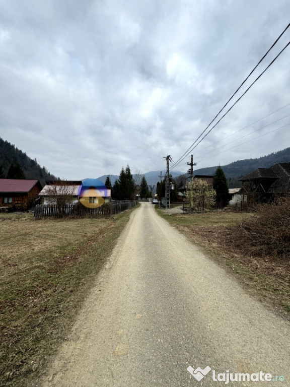 Teren zona de munte Tarcau - Neamt