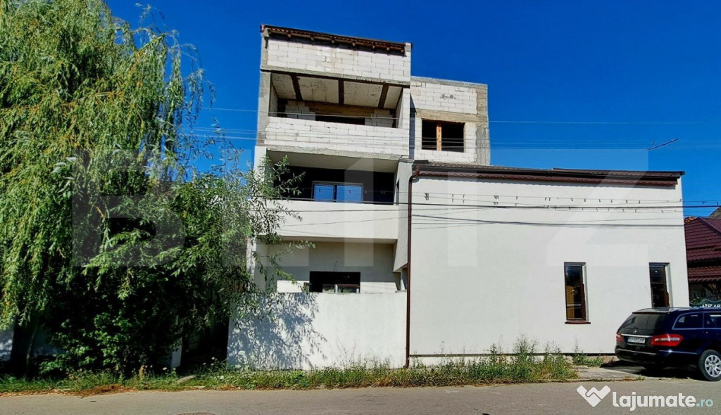 Casa , 370 mp și 647 mp teren, vedere panoramica,,Popoveni