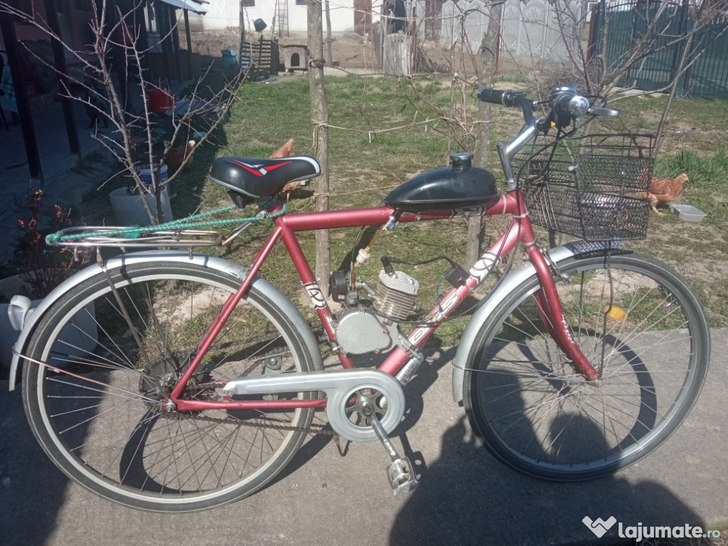 Bicicletă cu motor