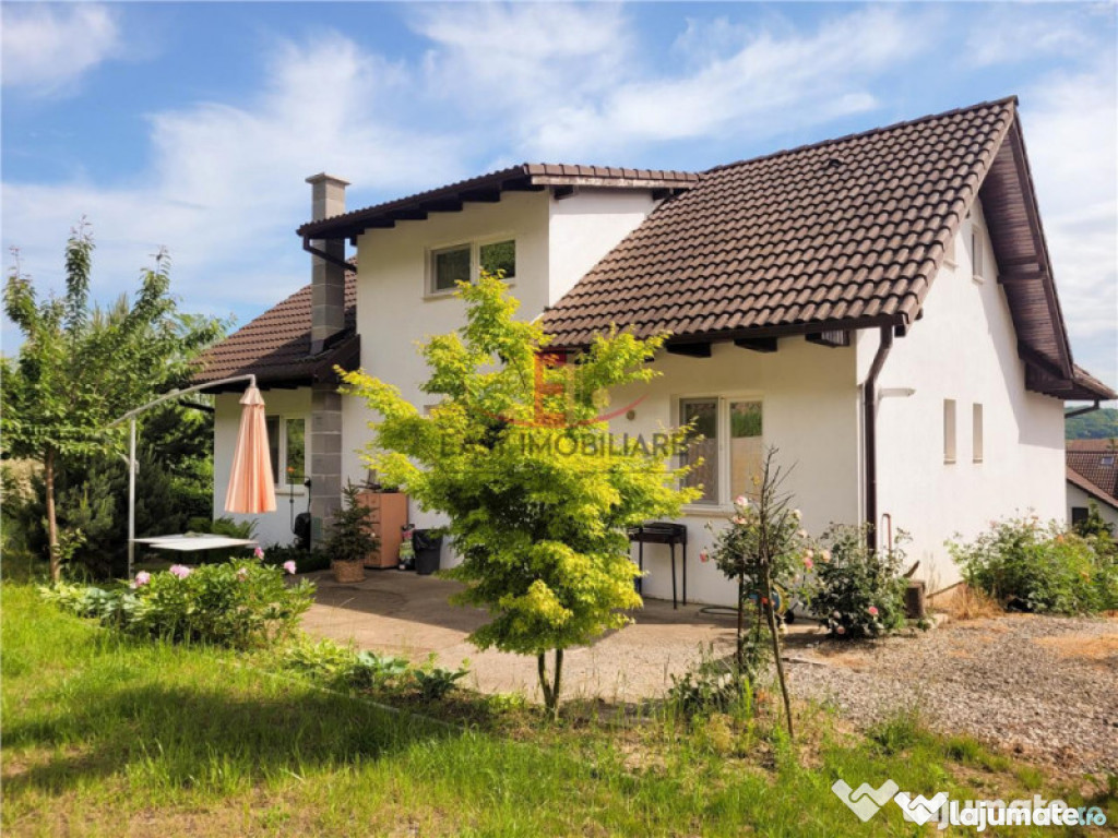 Casa 4 camere , Corunca , valea iubiri , 7,6 ari