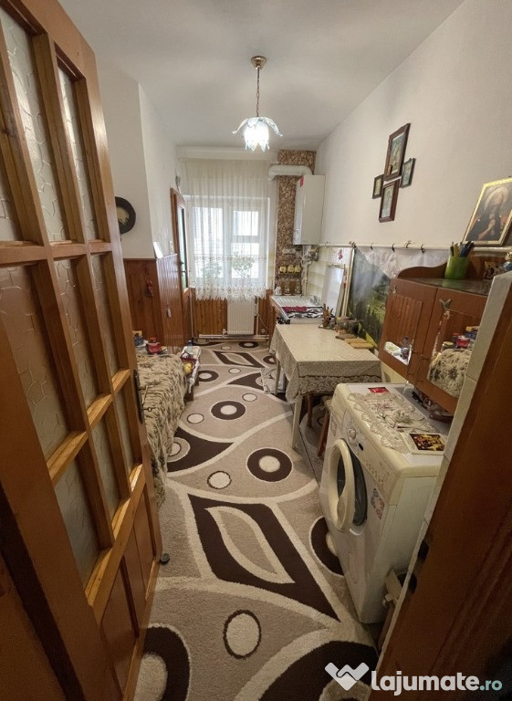 Apartament cu 2 camere decomandate Zona Burdujeni -Biserica Sf. Andrei