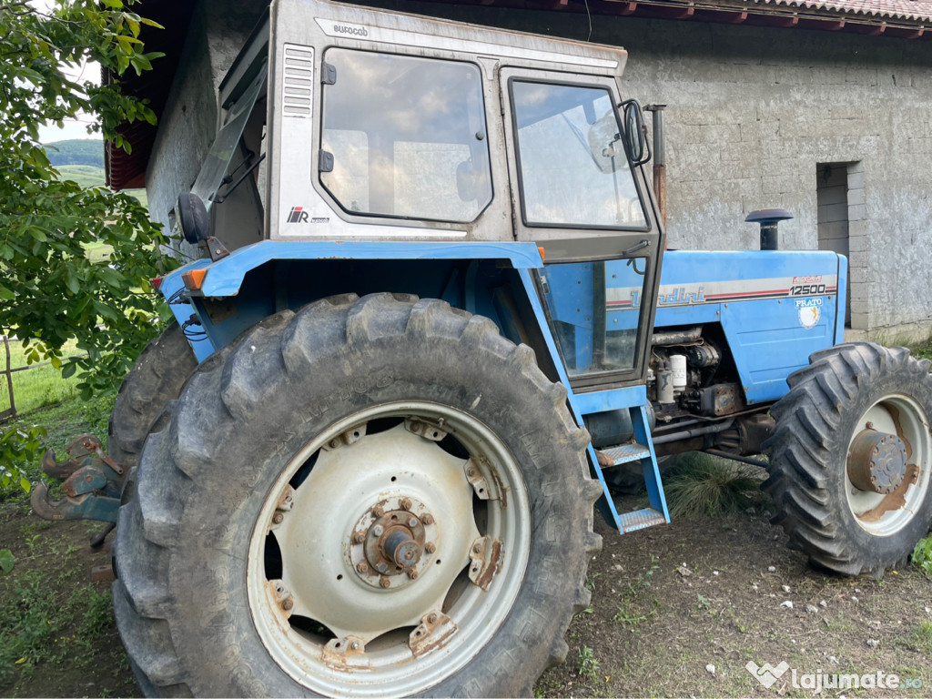 Tractor Landini 4x4 și plug