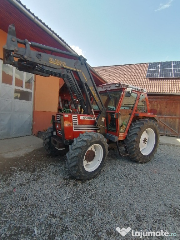 Tractor Fiat 85 90 cu incarcator frontal