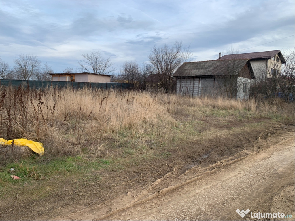 Teren intravilan 500 m2 Comuna Petrechioaia