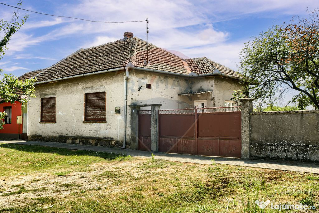 Casa Curtici, 5 camere, locatie ideala pentru o viata lin...