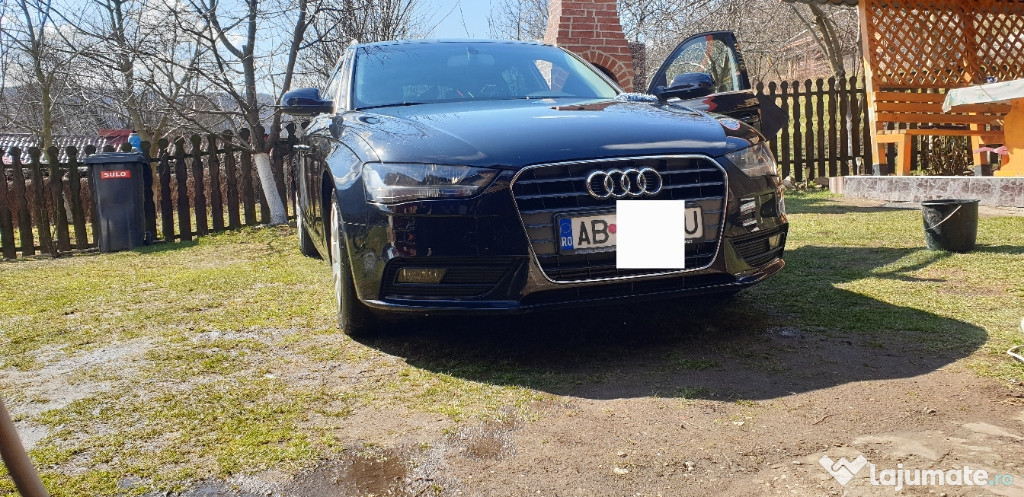 Vând audi a4 an 2012