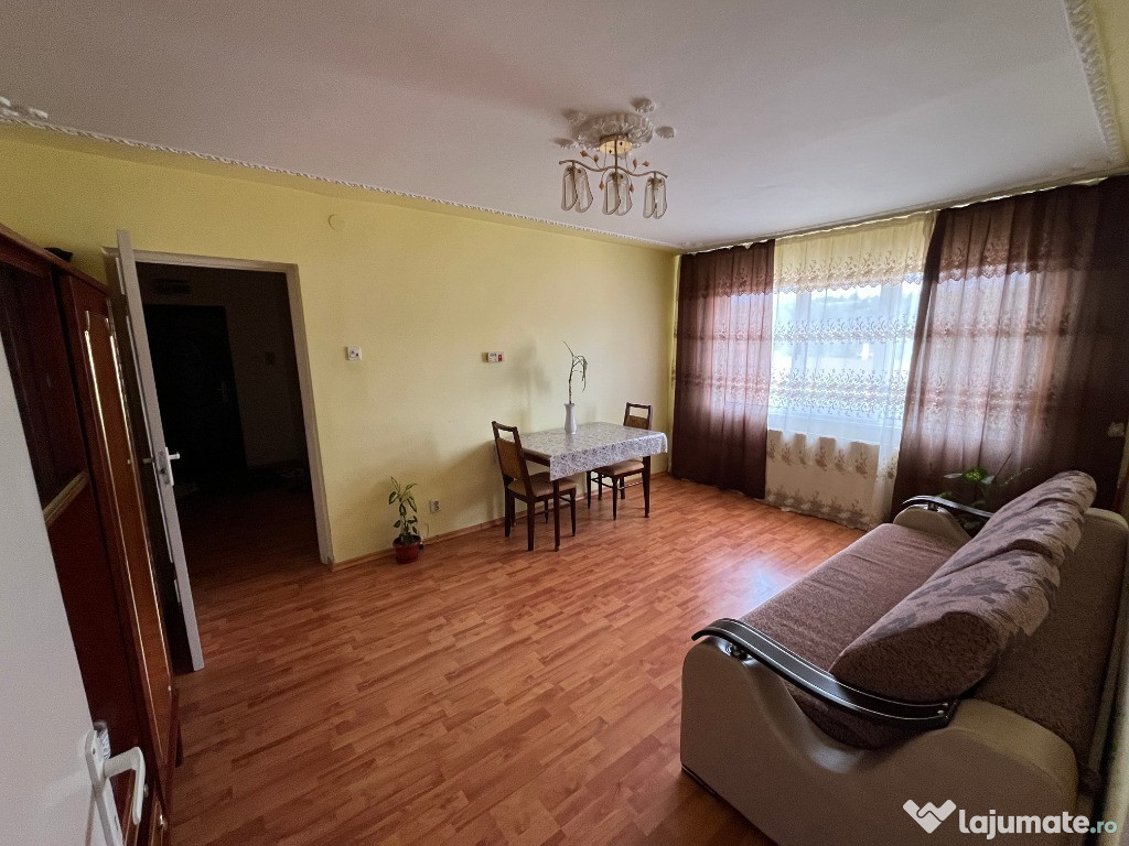 Apartament 3 camere - zona Govandar