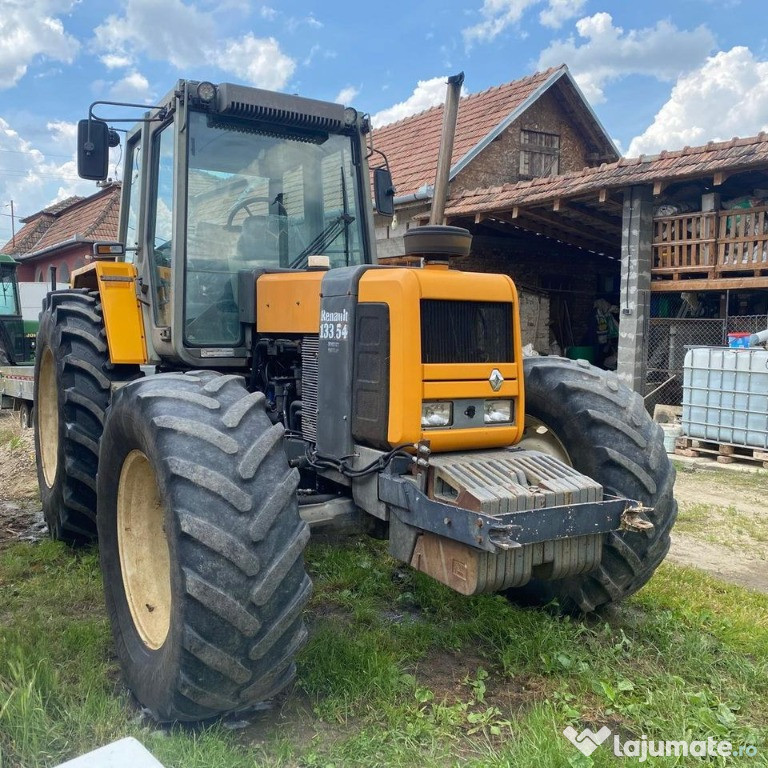 Tractor Renault 133.54