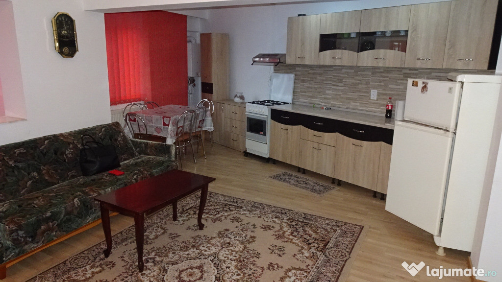 Apartament cu 4 camere transformat in 3 camere in Deva, Decebal et. 3