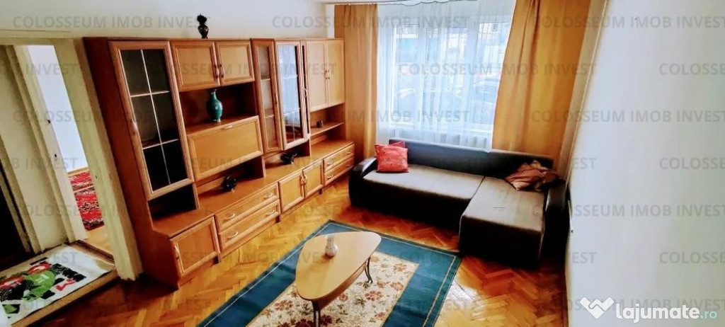 Apartament 3 camere semidecomandat - zona Calea Bucuresti.