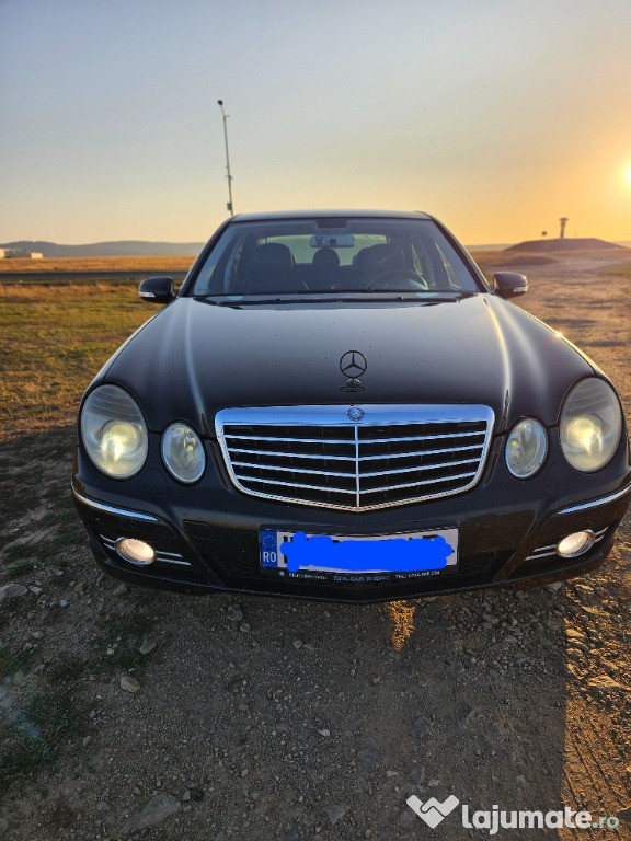 VÂND MERCEDES-BENZ E320 AMG