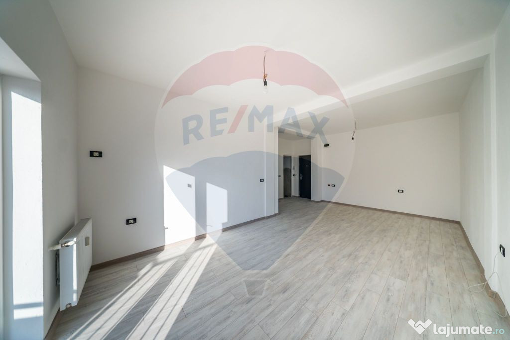 Apartament cu 1 camera vanzare + loc privat de parcare co...